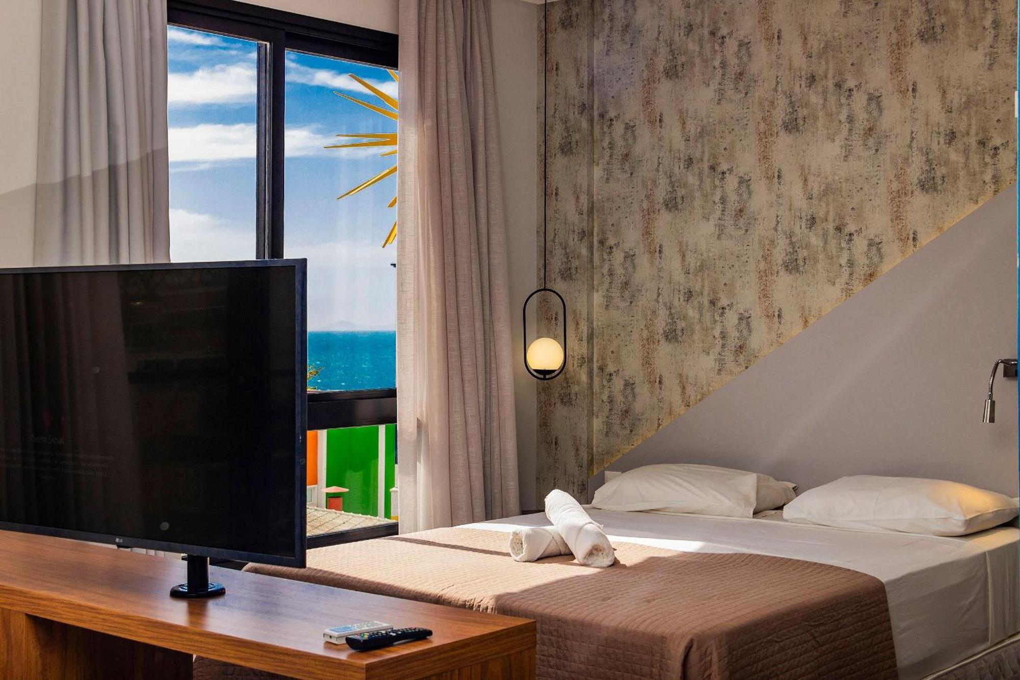 Aion Suites 303 - Lindo Apartamento Com Vista Para O Mar, A 60M Da Praia De Bombinhas, Com Piscina E Academia No Rooftop. Dış mekan fotoğraf
