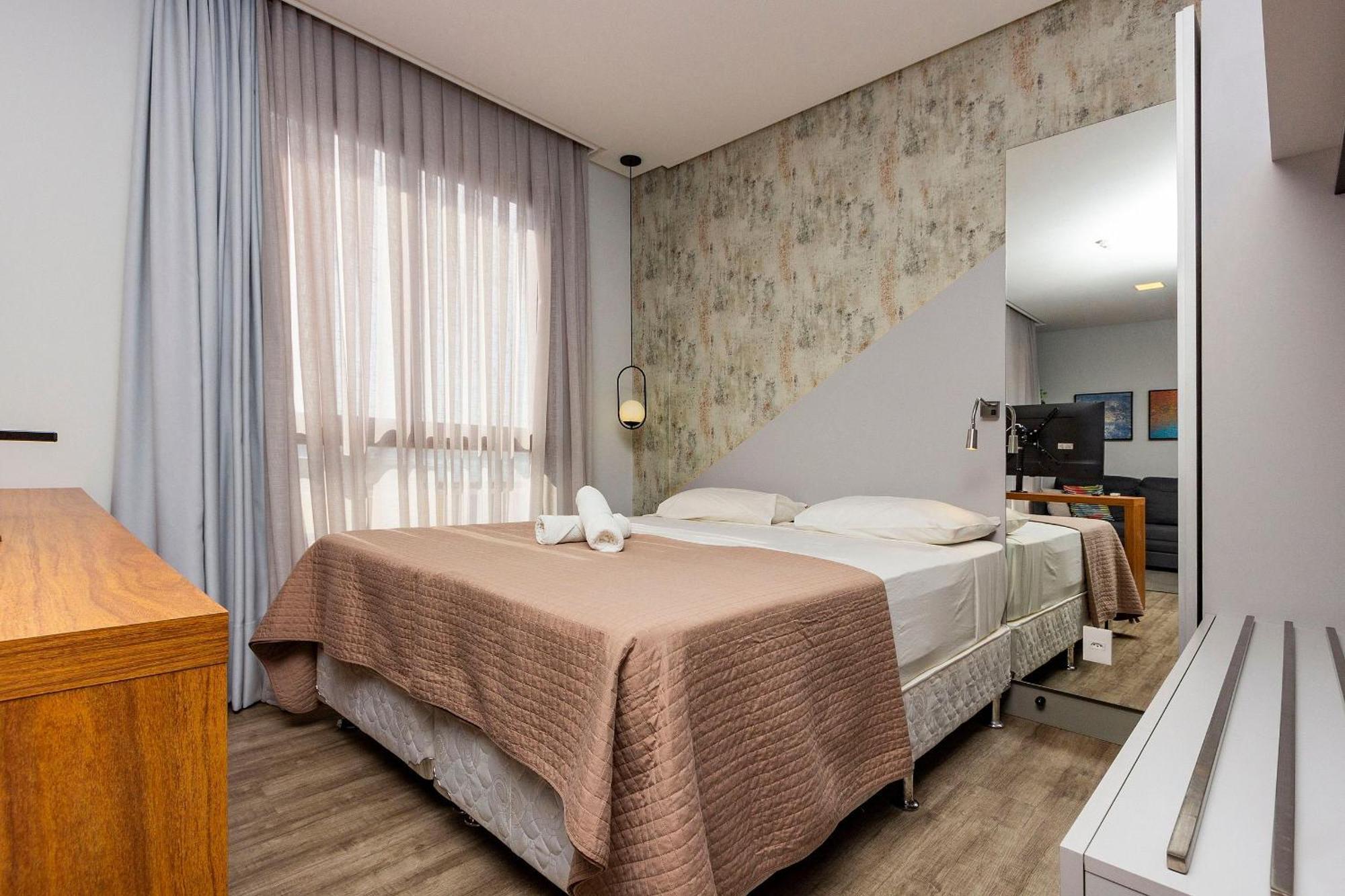 Aion Suites 303 - Lindo Apartamento Com Vista Para O Mar, A 60M Da Praia De Bombinhas, Com Piscina E Academia No Rooftop. Dış mekan fotoğraf