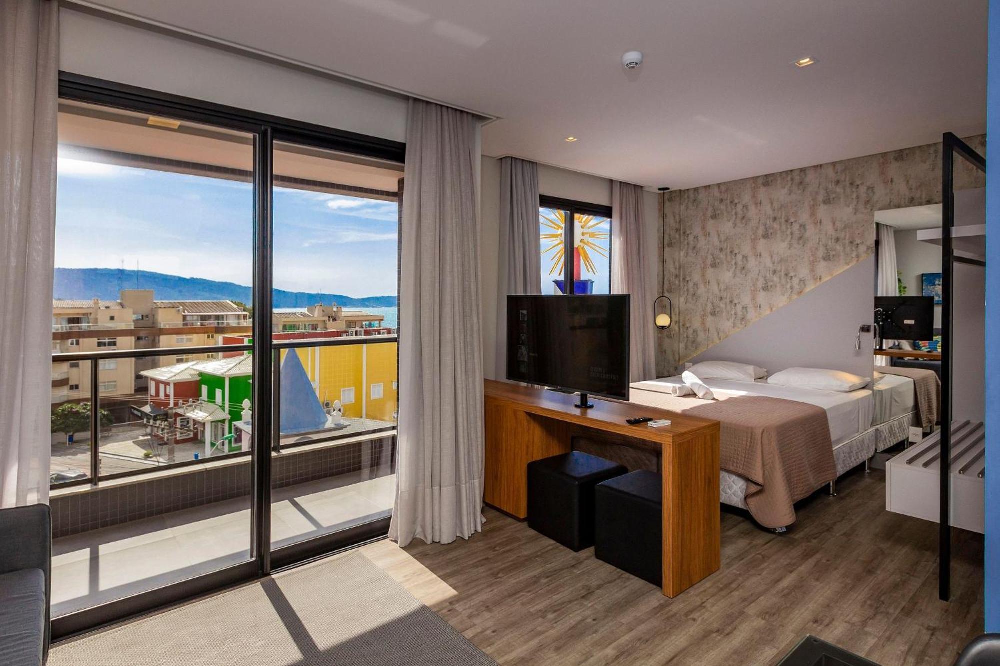 Aion Suites 303 - Lindo Apartamento Com Vista Para O Mar, A 60M Da Praia De Bombinhas, Com Piscina E Academia No Rooftop. Dış mekan fotoğraf